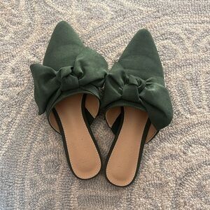 LOFT green bow mules